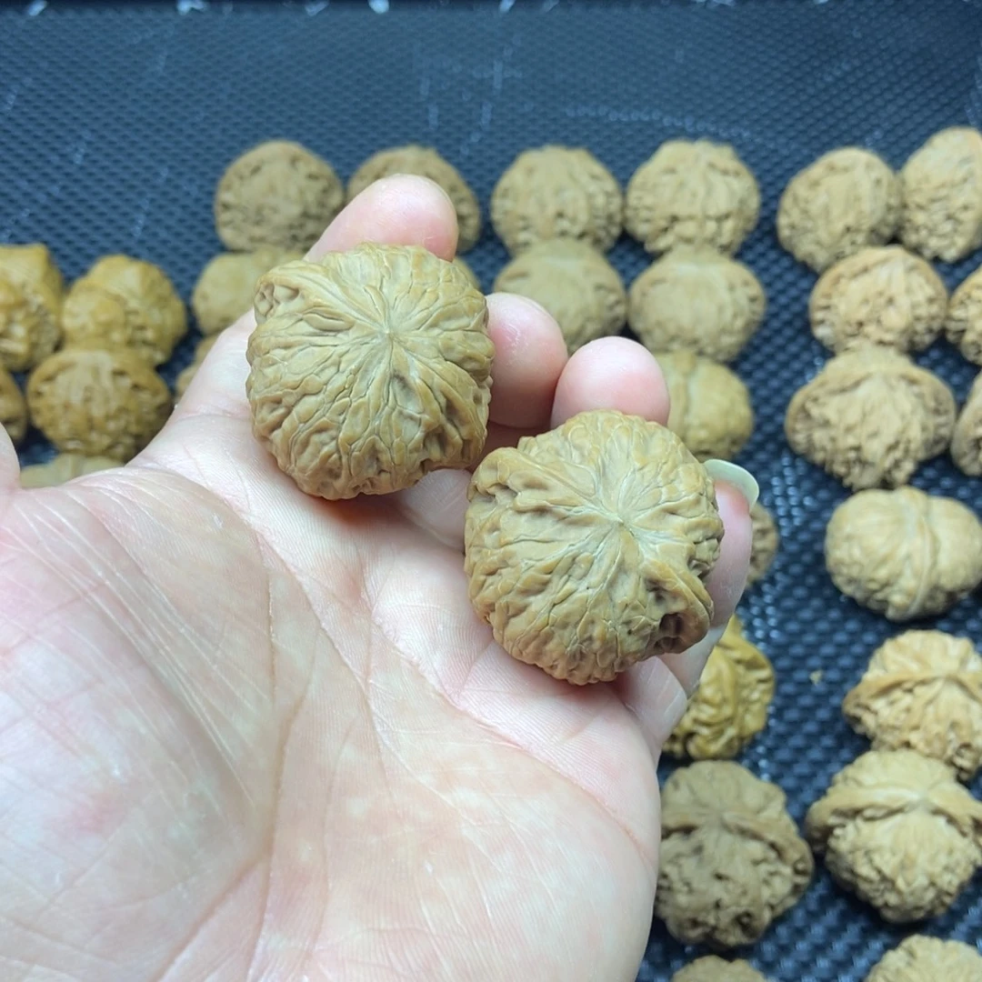 文玩核桃把件铁锤40全品白茬