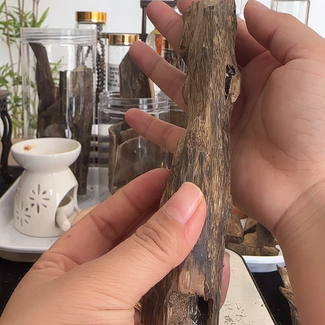 沉香沉香碎屑醇化老虫漏52克+