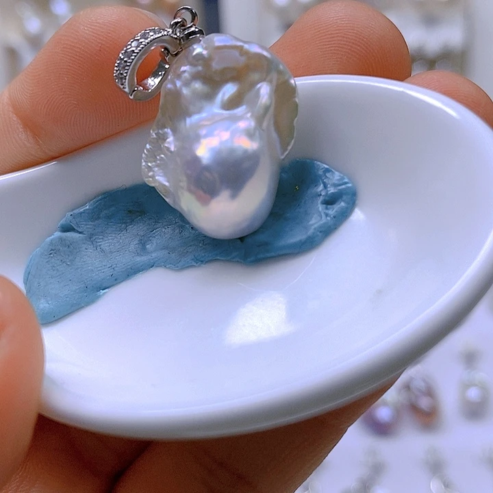 淡水珍珠颈饰合金