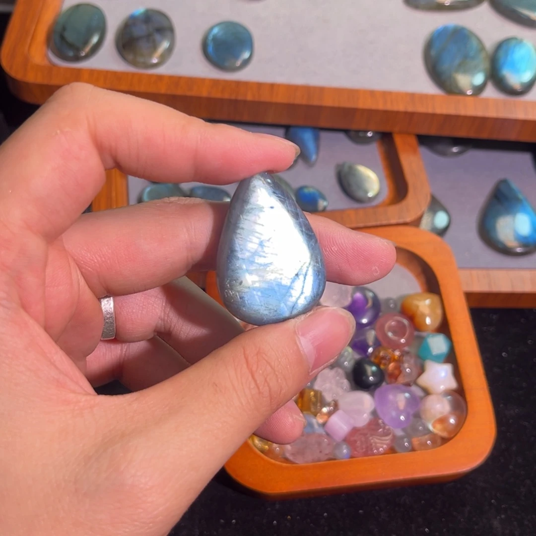 拉长石吊坠未镶嵌骑***均