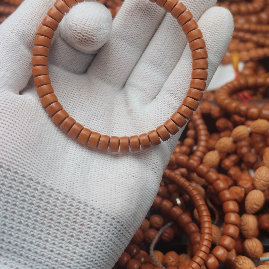 L***n桃核吊坠一物一图