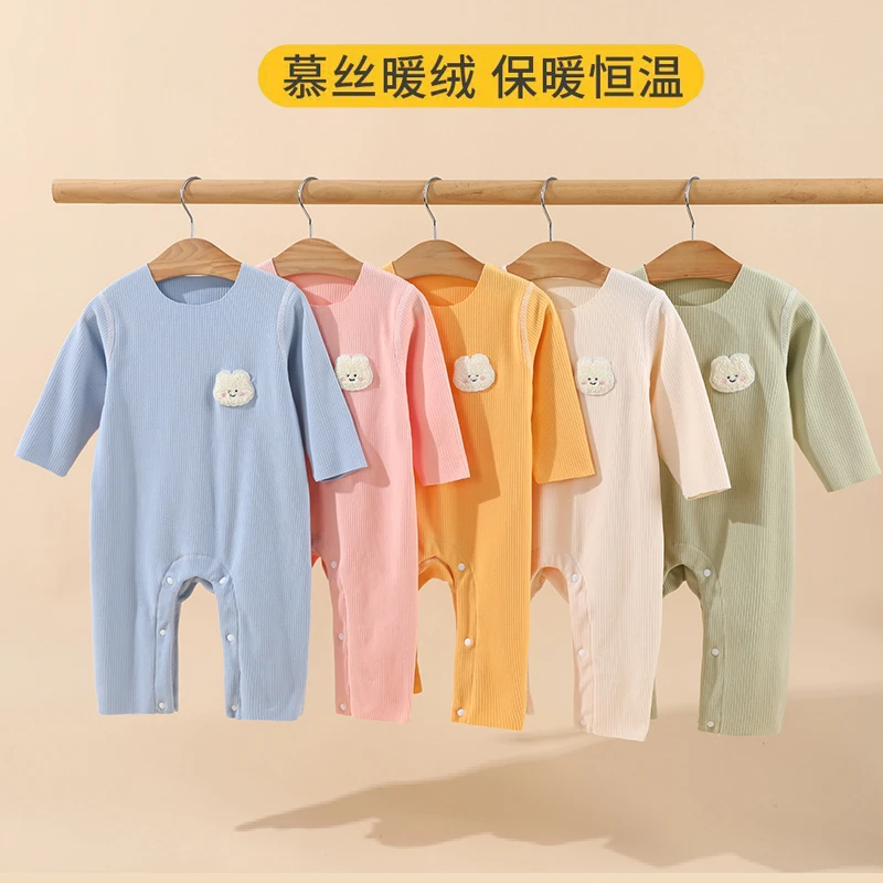 宝宝连体衣秋冬款婴儿睡衣慕斯暖绒哈衣新生儿内衣打底保暖爬服