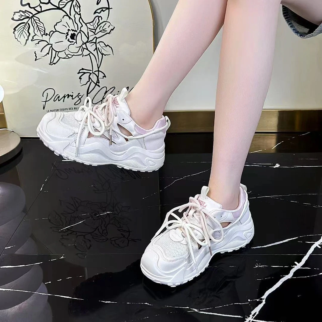 680女士镂空透气休闲鞋