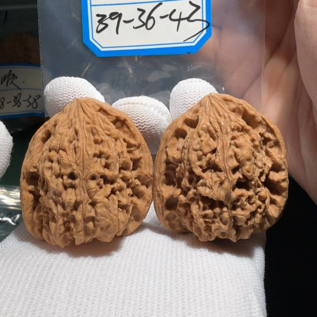 文玩核桃吊坠南疆5