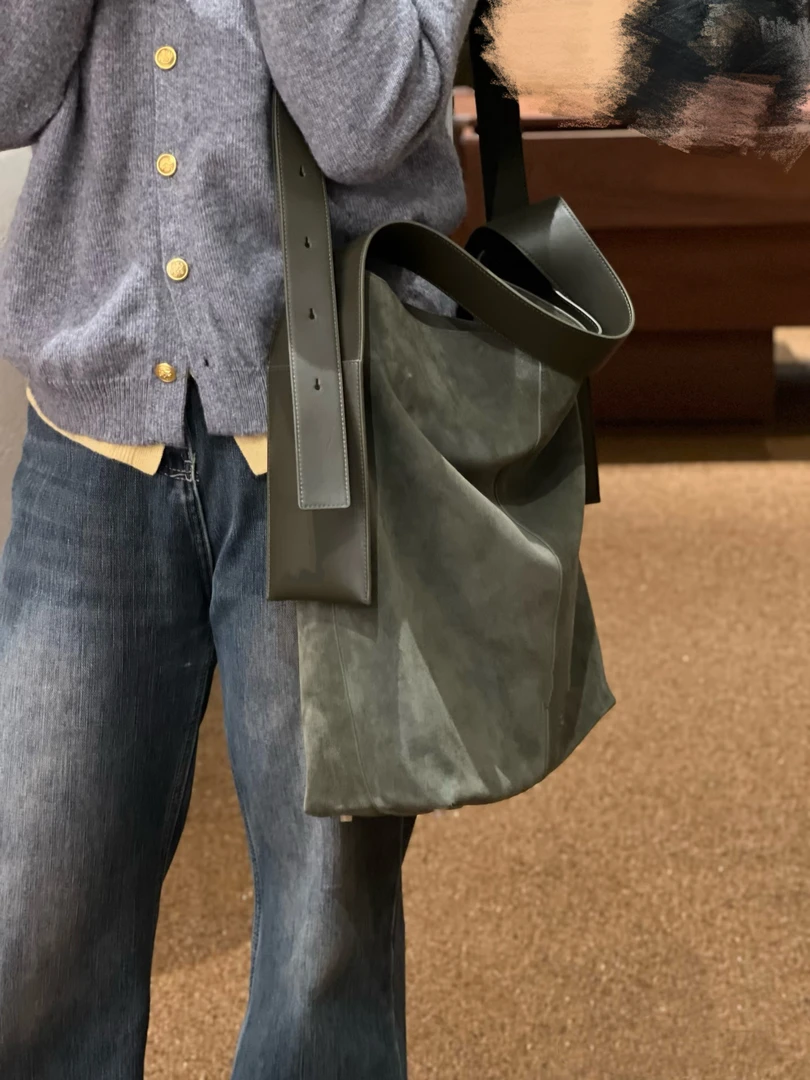 男女同款磁吸侧耳托特单肩包手提包