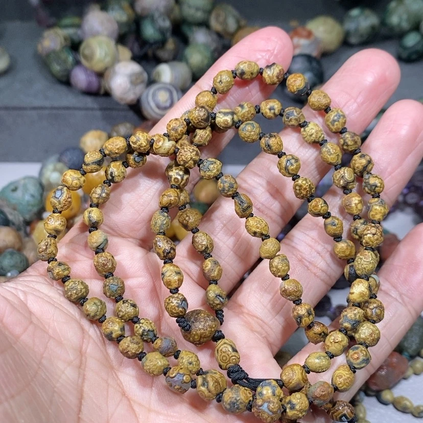 【闪购商品】玛瑙/玉髓珠宝奇石未镶嵌艺****辉