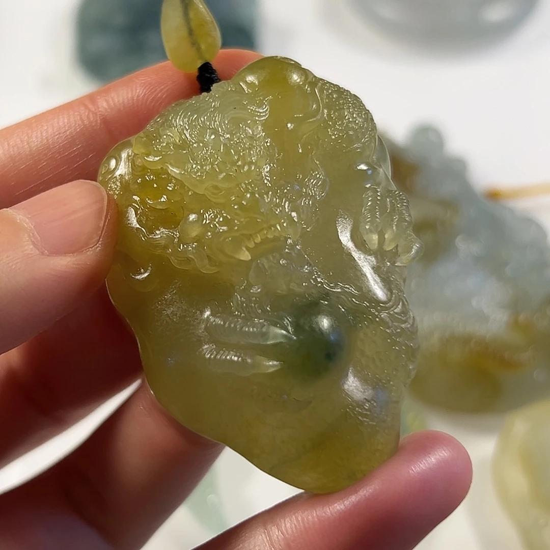 未镶嵌定制翡翠挂件