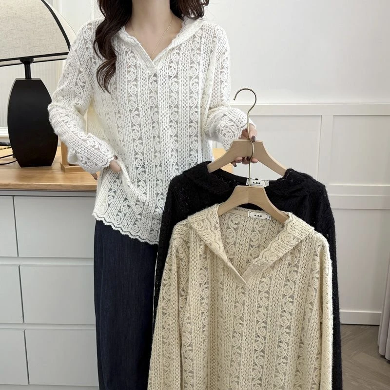 大码胖mm时尚洋派时髦女上衣2025春秋新款长袖连帽镂空蕾丝打底衫