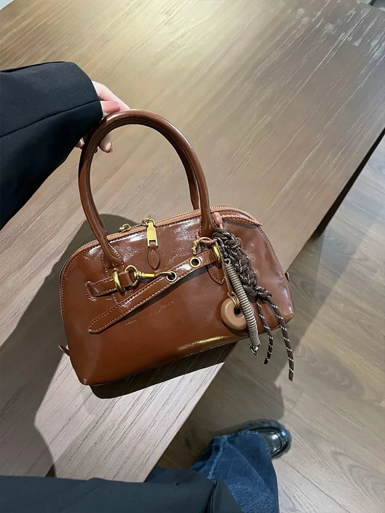 新品轻奢百搭高级感气质时尚斜挎女士包A10