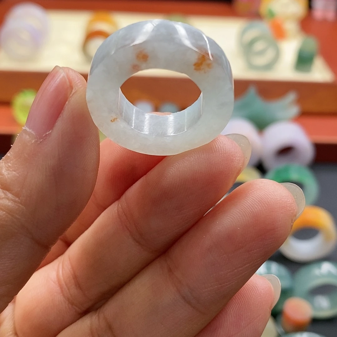 定制翡翠未镶嵌翡翠9-17圈口