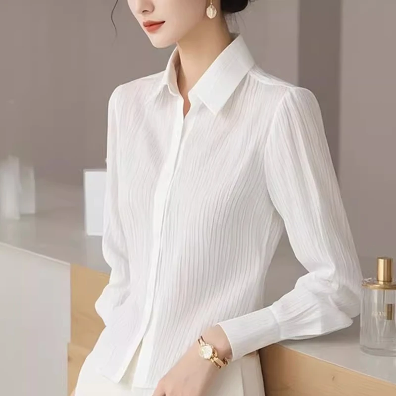 翻领白色衬衫女秋季2025高级感宽松显瘦时尚气质法式开衫内搭上衣