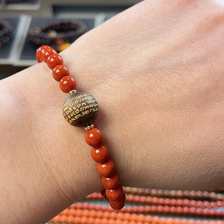 南红玛瑙手串未镶嵌