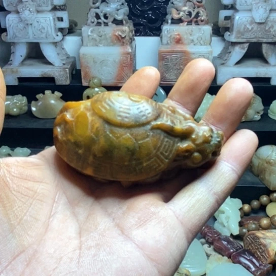 未镶嵌和田玉摆件西**伦