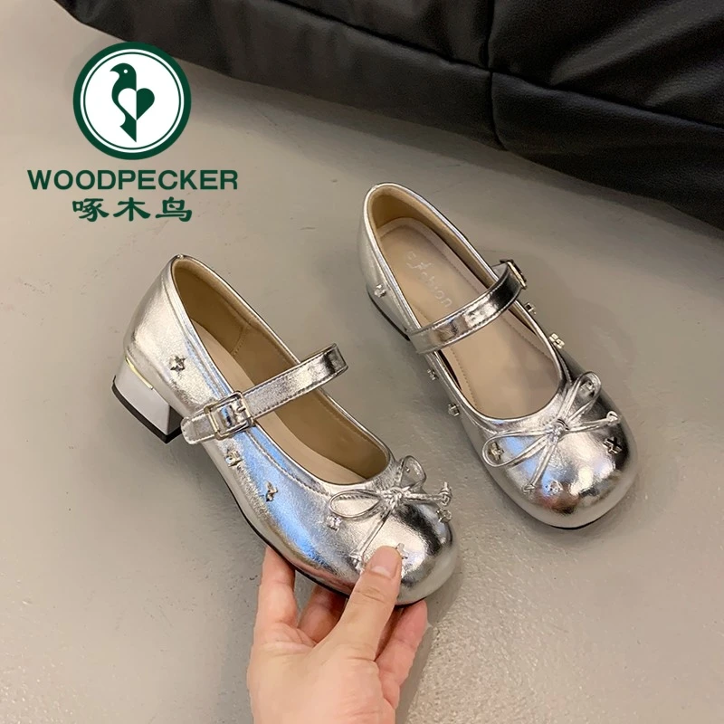 啄木鸟2025夏拼色圆头中跟蝴蝶结浅口粗跟单鞋高跟复古皮鞋日奢风