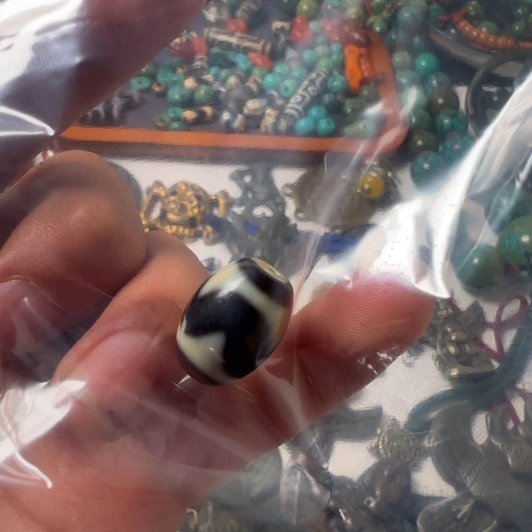 普***爸玻璃颈饰啊啊啊啊啊啊