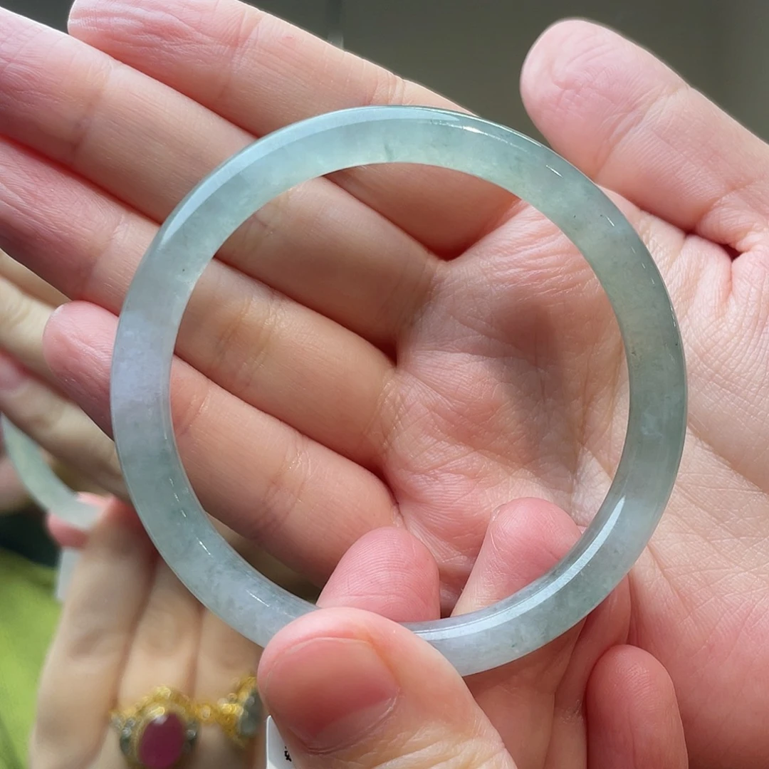 翡翠手镯未镶嵌AA 58.5圆条