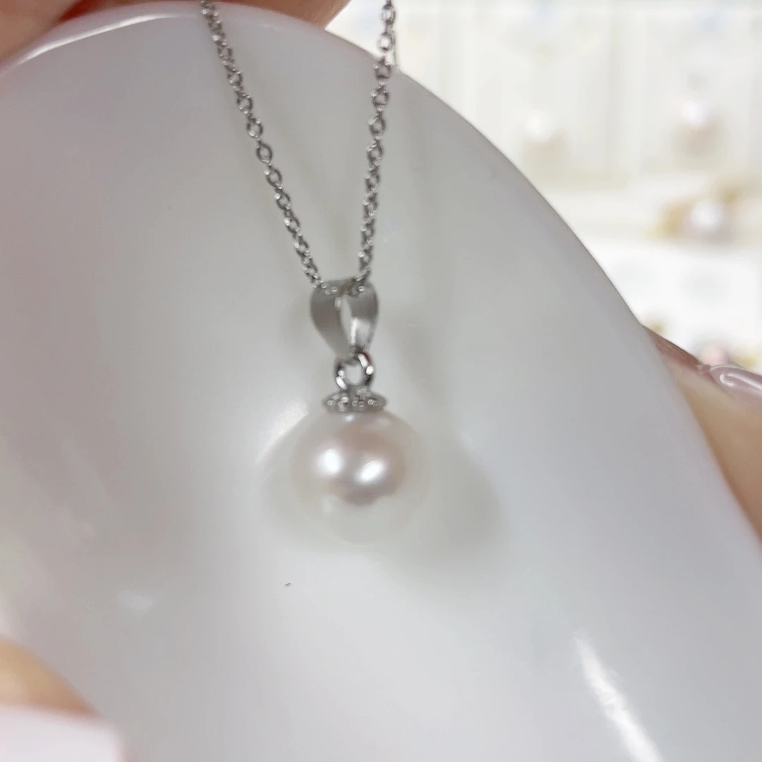 淡水珍珠吊坠(赠链)未镶嵌