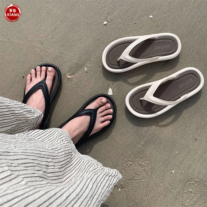 户外时尚复古风拼色沙滩凉拖鞋软平底度假2025新款夹脚人字拖女夏