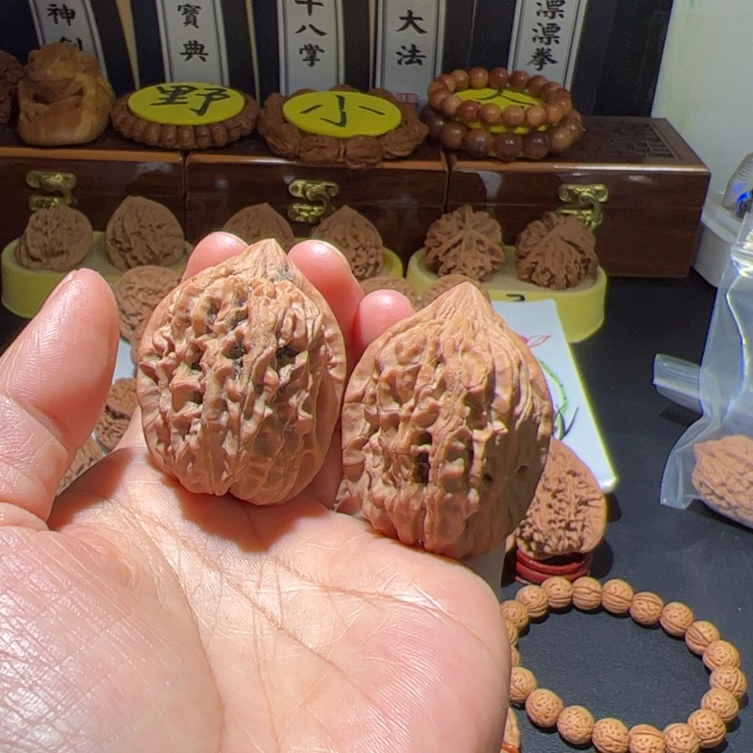 把件文玩核桃晓****前秦墩