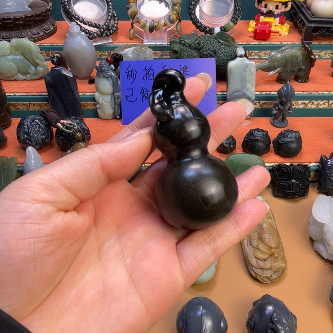 未镶嵌和田玉挂件