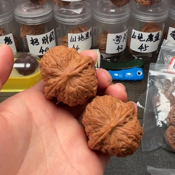 吊坠桃核42六面尊