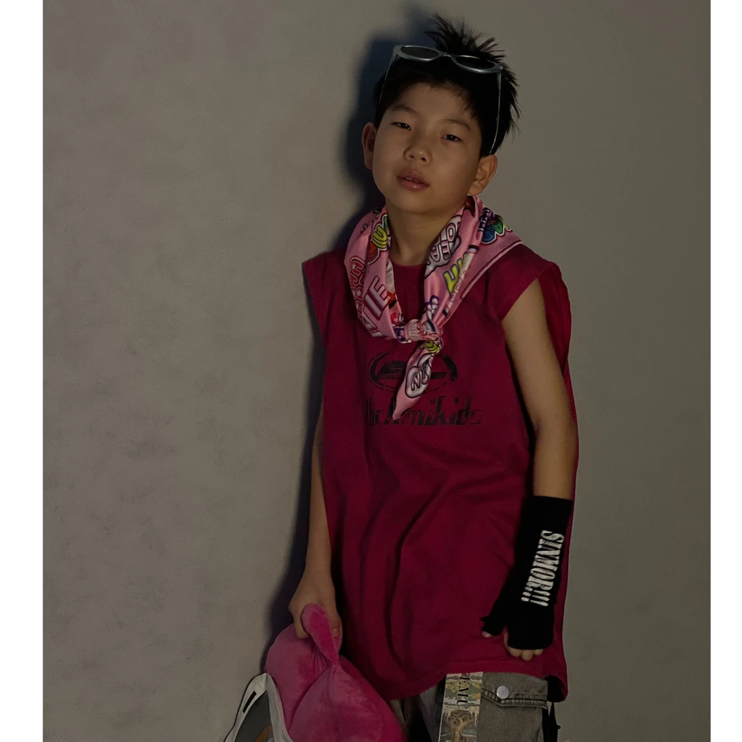 粉色街舞宽松背心男童