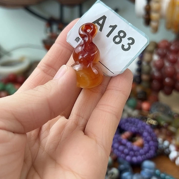 玛瑙/玉髓合金颈饰