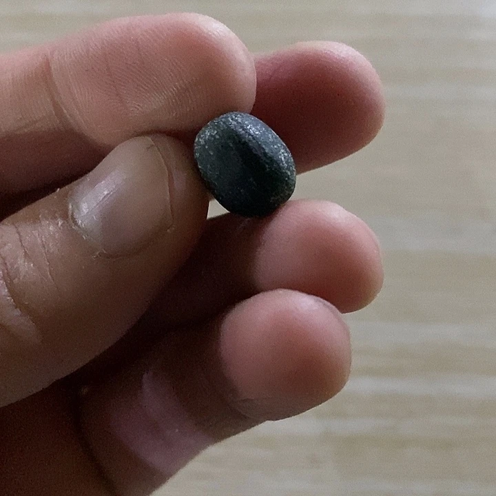 颜***定制翡翠未镶嵌不退
