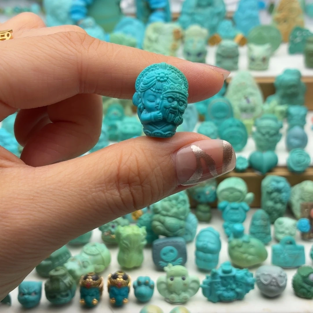 绿松石未镶嵌天然玉化宝宝佛玉化 蓝俏绿扎基