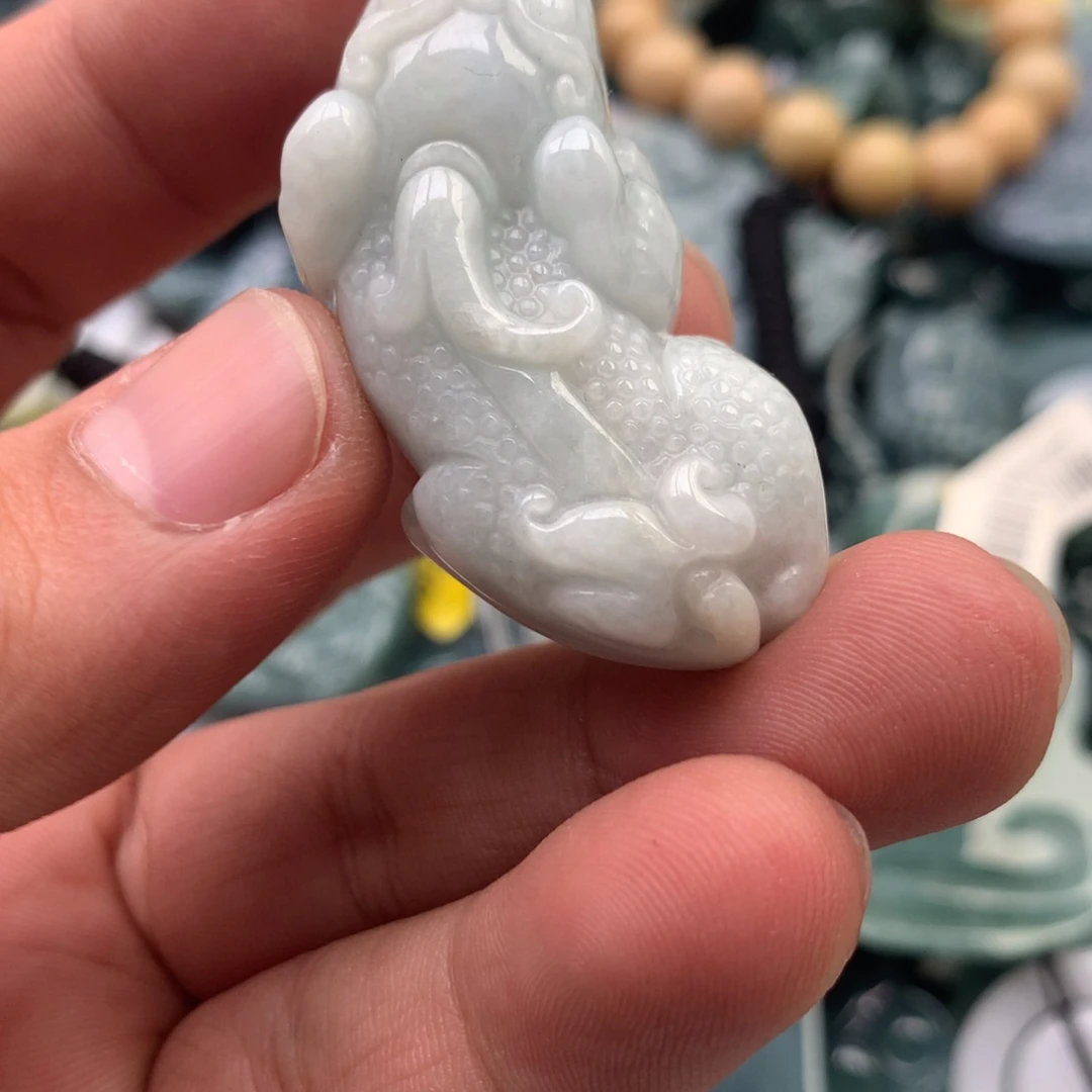 颈饰未镶嵌翡翠貔貅