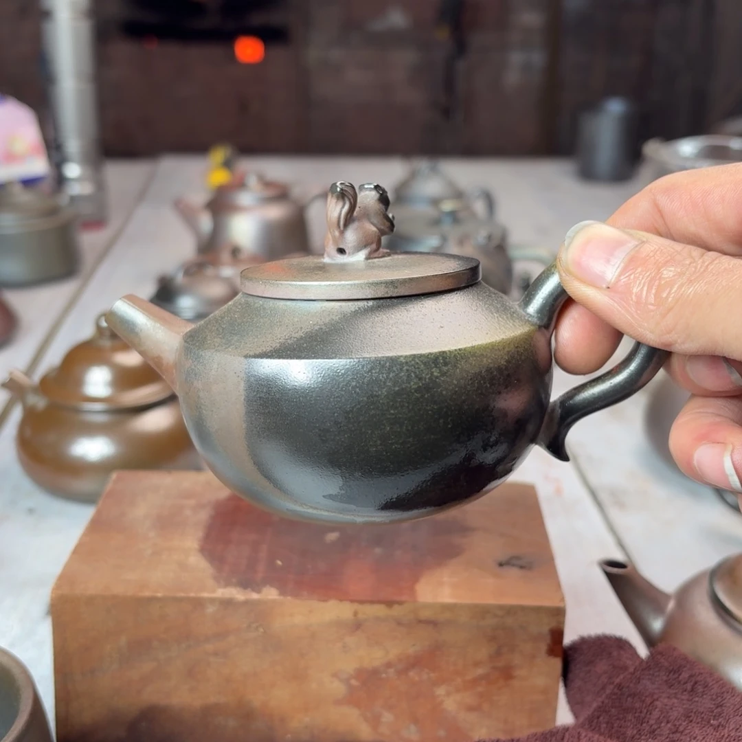 壶庄诚柴烧坭兴陶壶190（
