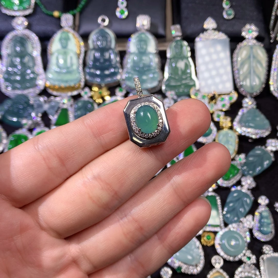 翡翠挂件未镶嵌987666677788