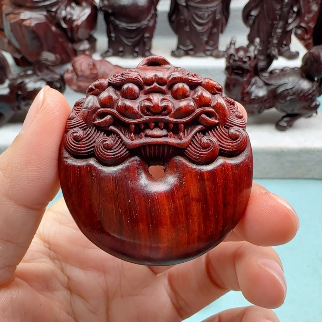 小叶紫檀把件貔貅平安扣