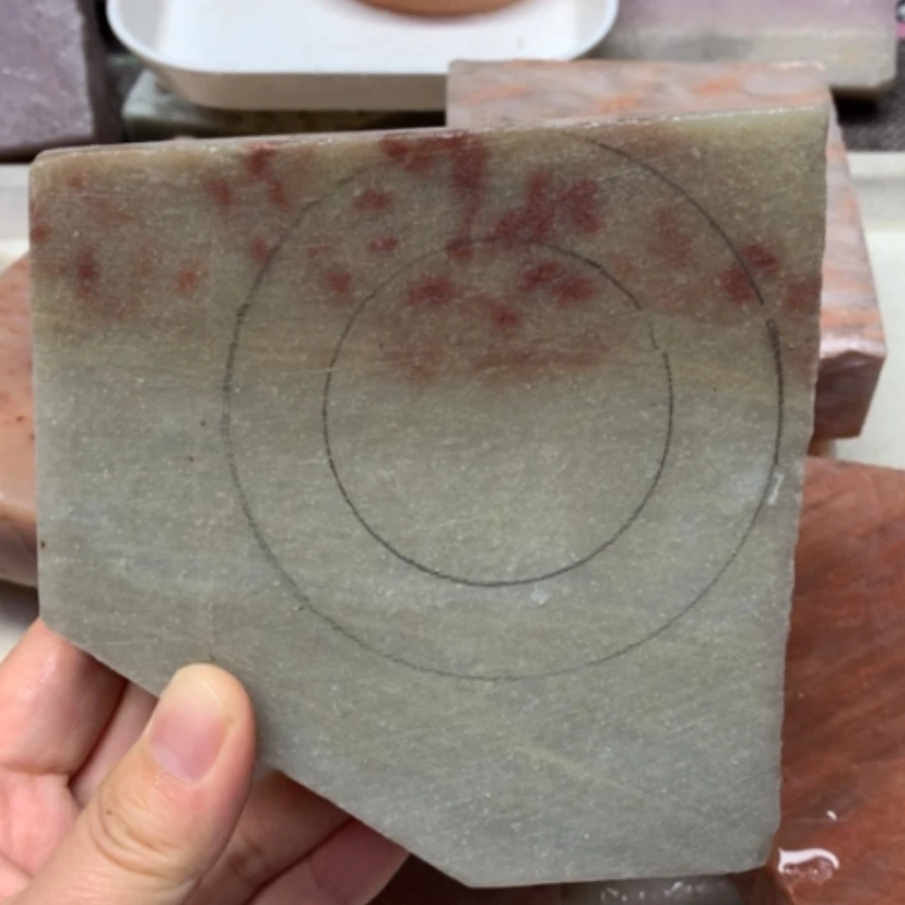 【闪购商品】未镶嵌手镯（圆镯）石英岩玉抹茶红花