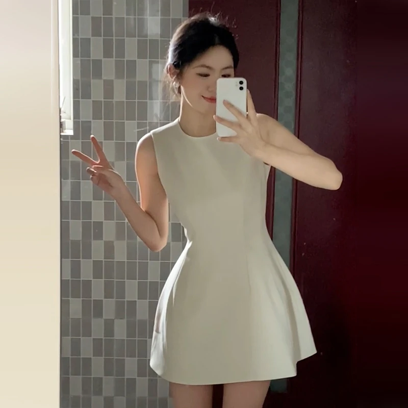 小个子法式白色无袖背心连衣裙子女夏季2025新款收腰a字短裙2060
