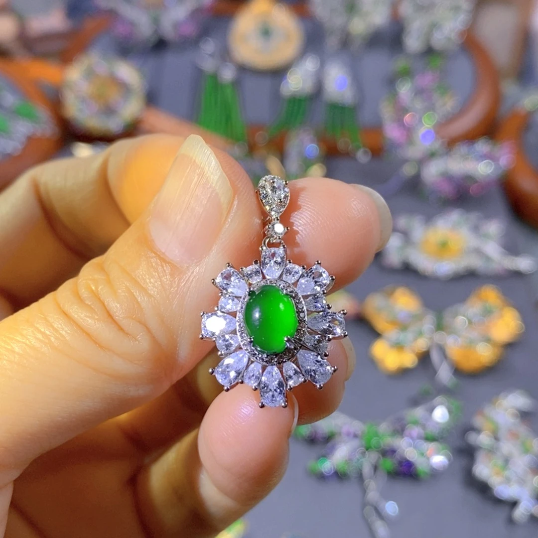 颈饰银S925镶嵌翡翠