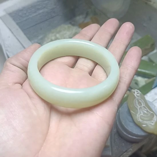 和田玉未镶嵌珠宝半成品