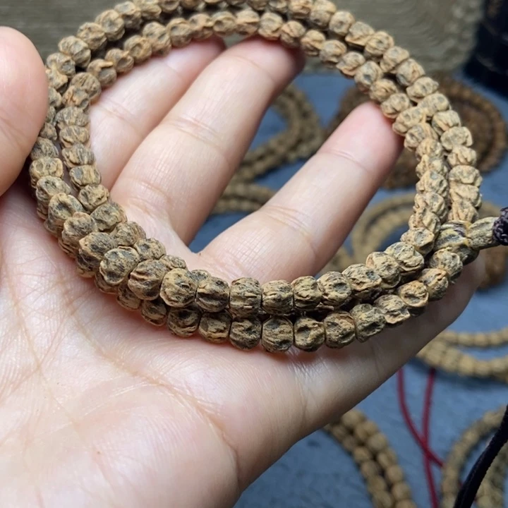 【闪购商品】吊坠柏香籽/百香籽