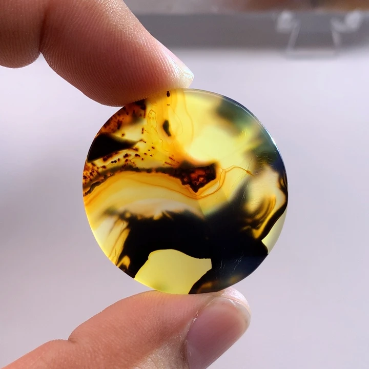 玛瑙/玉髓颈饰未镶嵌简**单