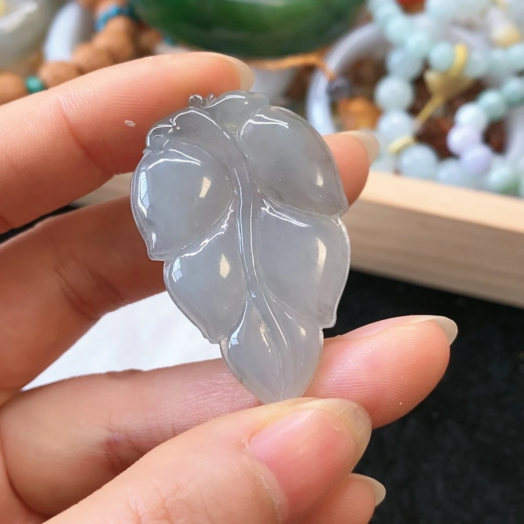 翡翠颈饰未镶嵌翡翠挂件