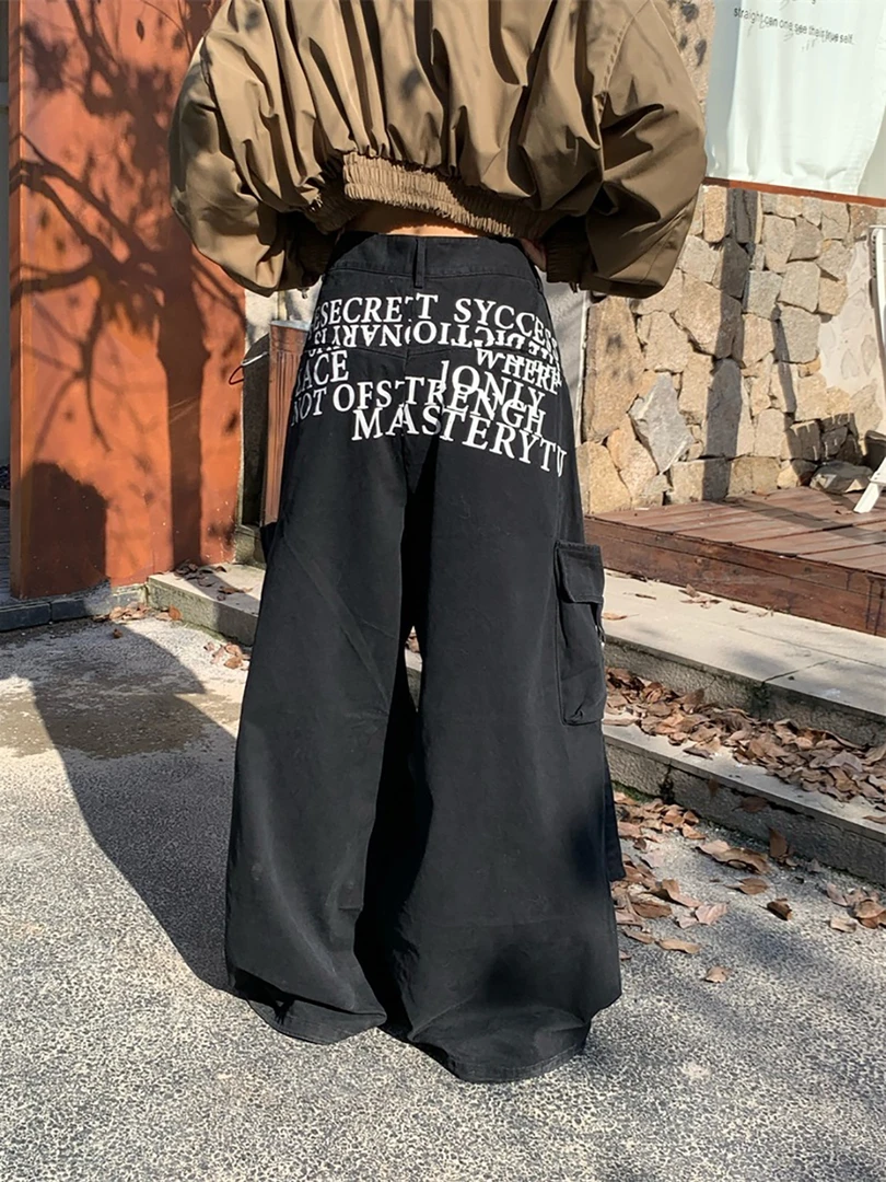美式街头多口袋工装裤女秋宽松显瘦阔腿裤设计感字母印花拖地长裤