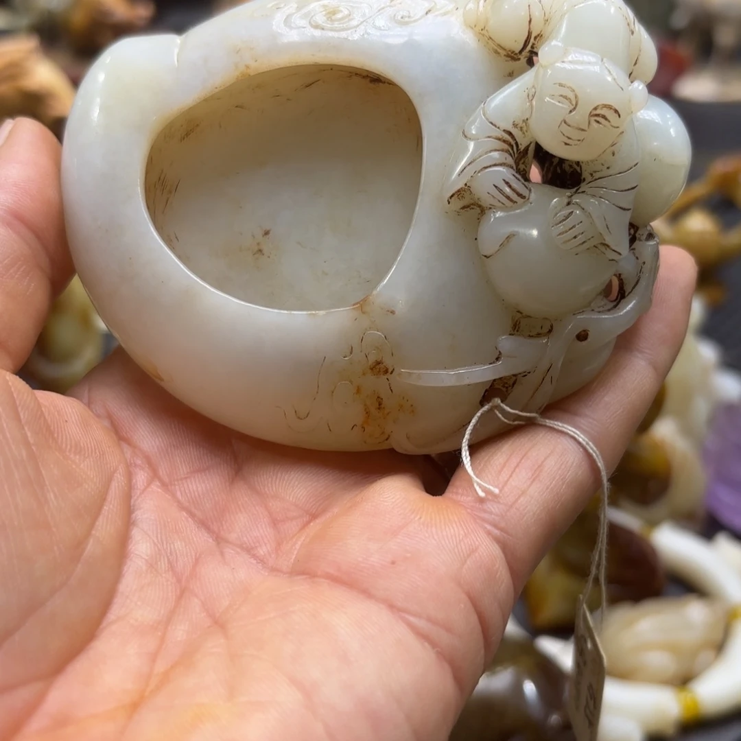 和田玉（糖玉）未镶嵌挂件