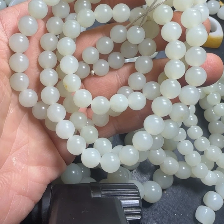 赢***态和田玉（子料）未镶嵌手链