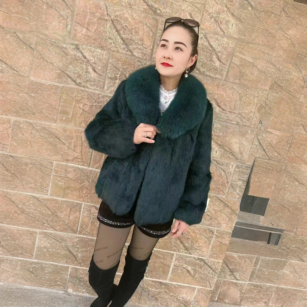 2025新款加厚保暖短外套简单大气百搭外套女款短款