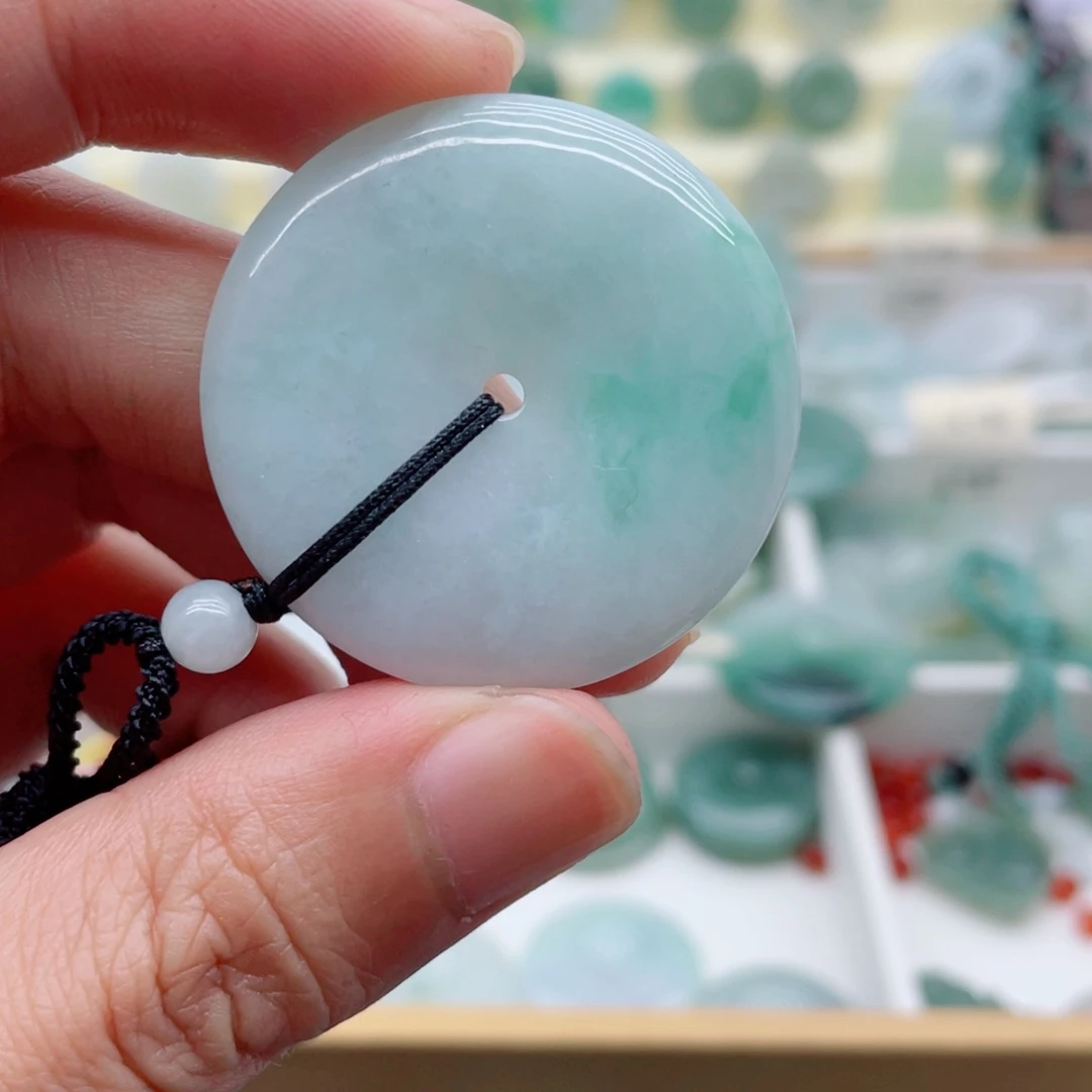 翡翠未镶嵌颈饰天然翡翠