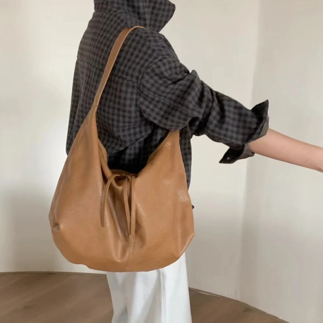 竹笋喵喵 韩版小众设计hobo包女2025秋冬高级质感拉链单肩包