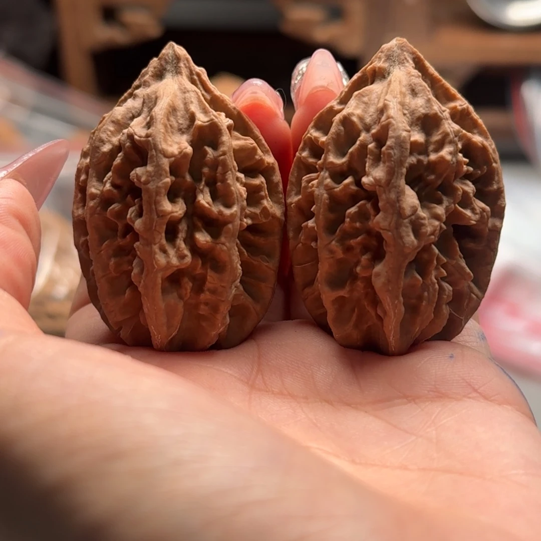 文玩核桃把件关东木子楸百核129瑕疵