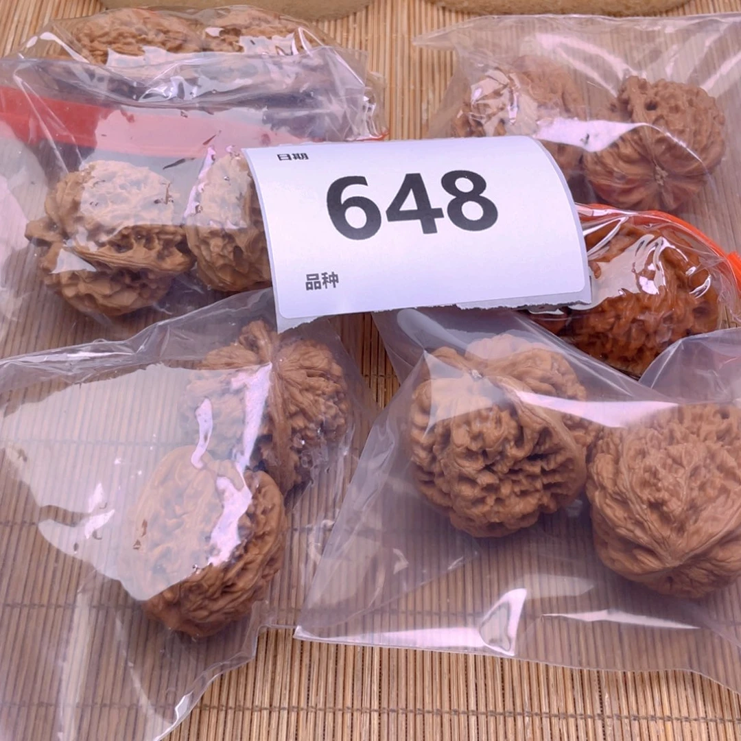 文玩核桃把件648号6对带练手将军