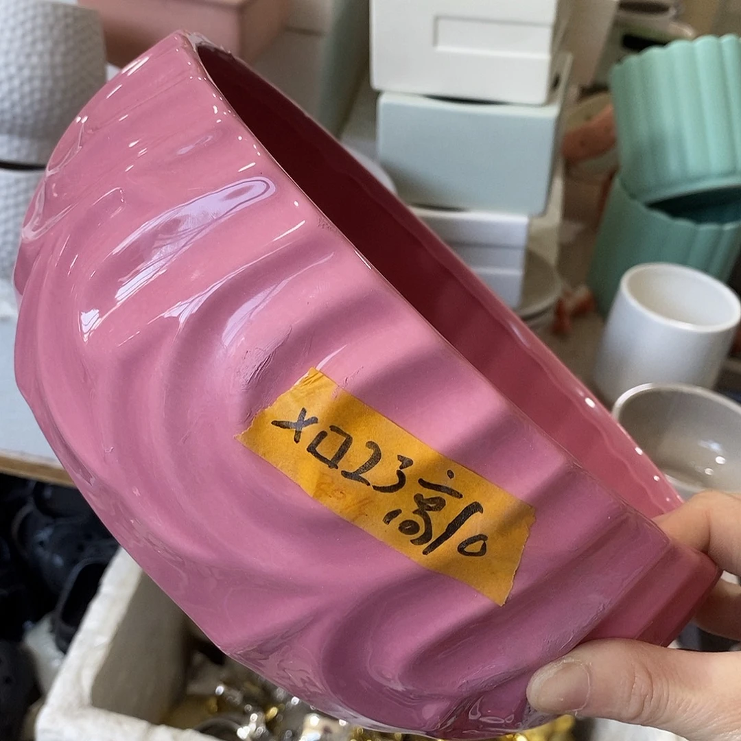 杯子陶盆有孔 瑕疵介意勿拍