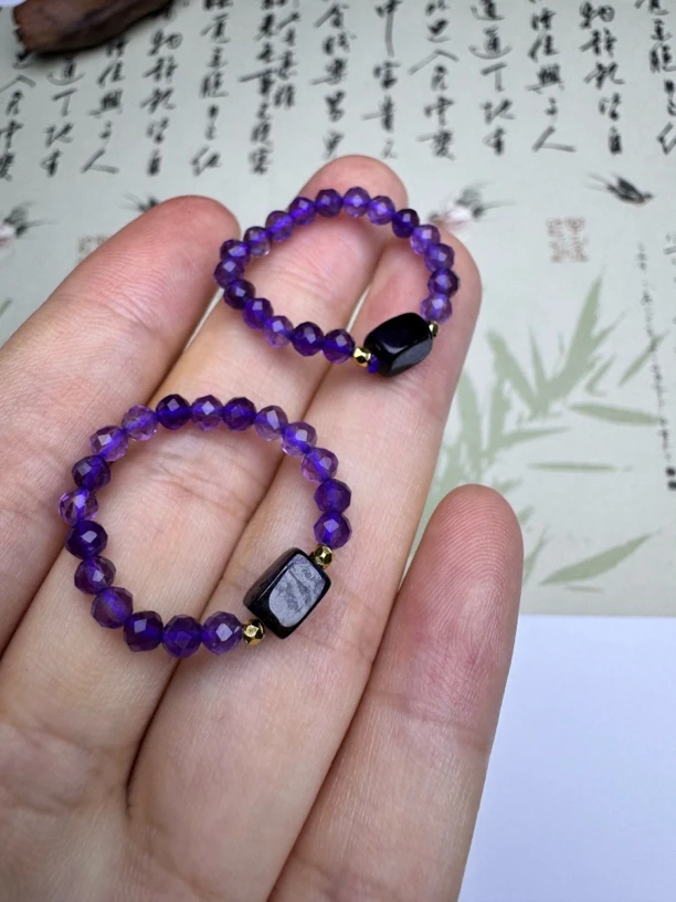 西亚珠宝SS73-舒俱来紫晶戒指4*6多样性发其一